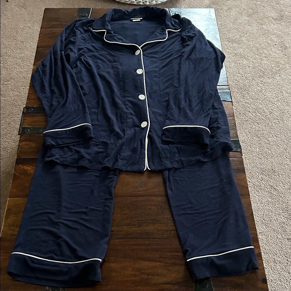 BedHead Navy Blue Pajama Set with White Piping